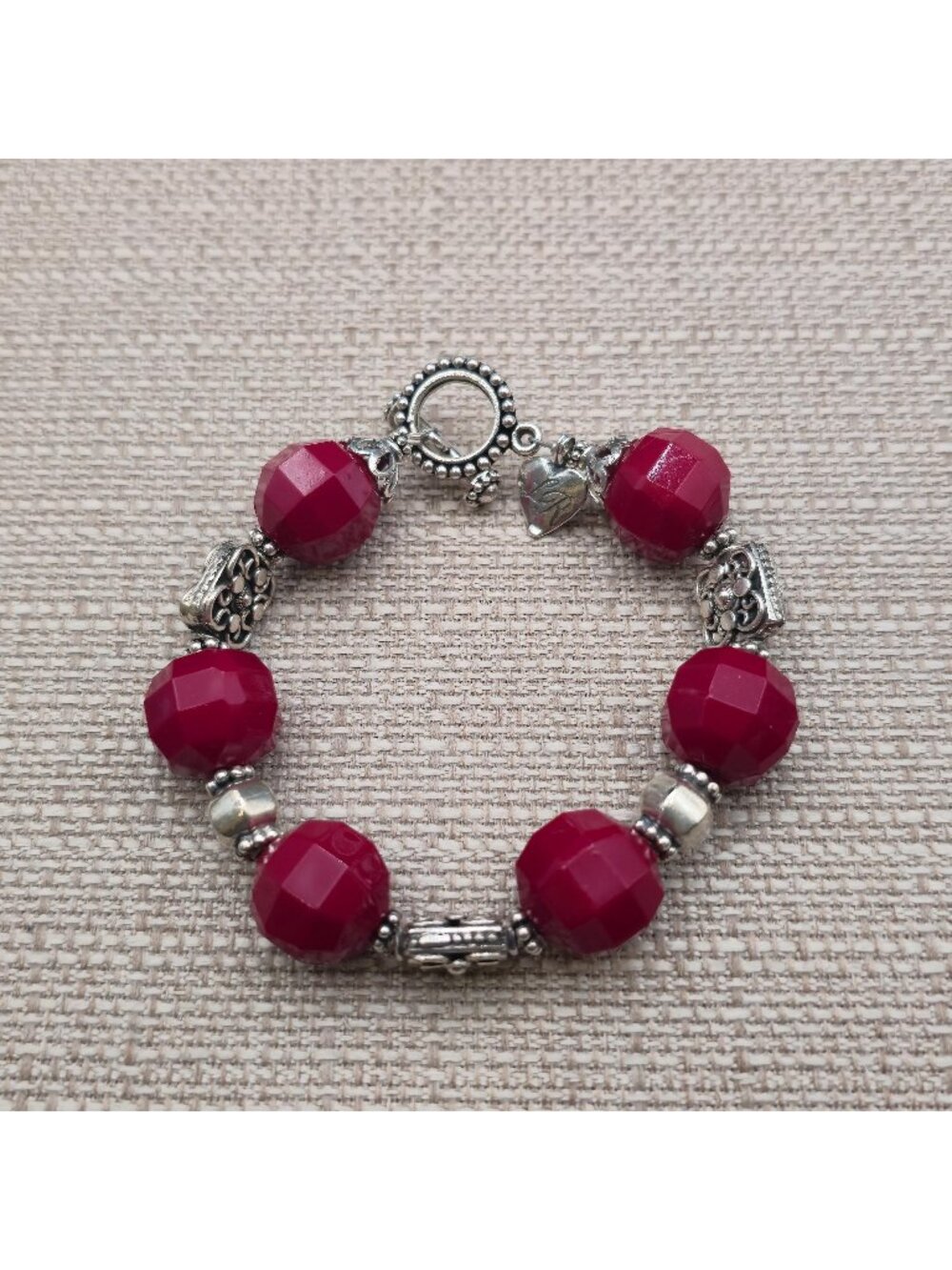 8 Inch Sterling Silver Magenta Faceted Bead Toggle Bracelet B1601